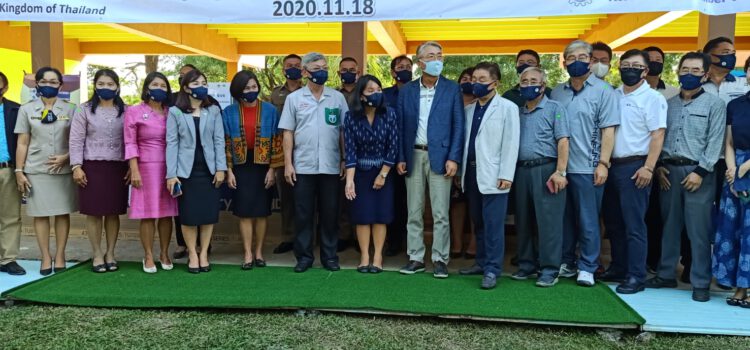 ทูตเกาหลีร่วมกิจกรรมกับหอการค้าเกาหลี-ไทย มอบของใช้ให้กับสถานคุ้มครองสวัสดิภาพเด็กระยอง