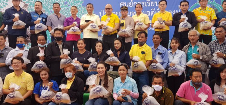 BLCP มอบอาคารศูนย์การเรียนรู้ป่าชายเลนพระเจดีย์กลางน้ำ