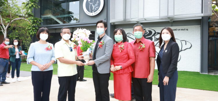 เปิดแล้ว เบลลินี่ เบค แอนด์ บรู ร้านเบเกอรี่เฮาส์ ระดับพรีเมี่ยม ริมแม่น้ำระยอง เอาใจสายคาเฟ่ พร้อมอาหารและเครื่องดื่มหลากหลาย