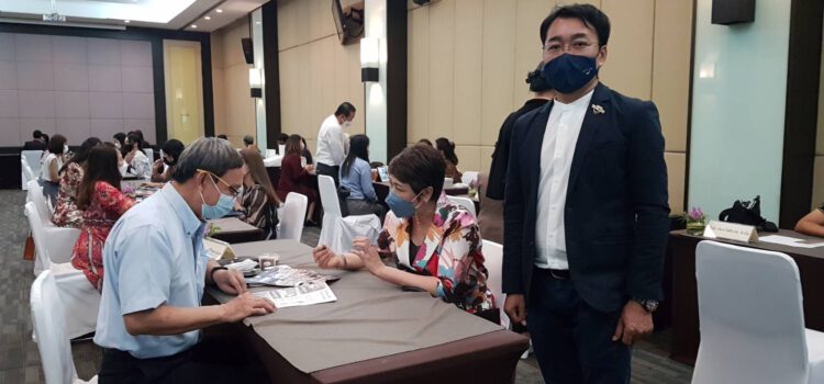 ททท.ระยอง ดึงผู้ประกอบการภาคอุตสาหกรรมในจ.ชลบุรีพบปะผู้ประกอบการท่องเที่ยวของจ.ระยอง สร้างแรงจูงใจนำพนักงานจัดสัมมนา กิน เที่ยว ในพื้นที่