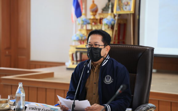 คณะกรรมาธิการฯ ลงพื้นที่ติดตามผลกระทบจากน้ำมันรั่วกลางทะเลระยอง