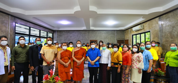 คณะกรรมการพัฒนาสตรี อ.เมืองระยอง รณรงค์ให้กลุ่มสตรีใส่ใจสุขภาพและส่งเสริมปลูกผักสวนครัว