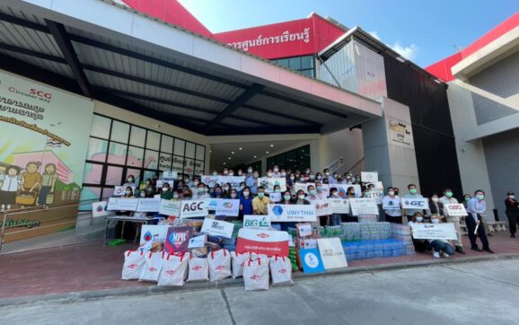 MPR จับมือผู้ประกอบการอุตสาหกรรมมอบถุงยังชีพให้กับประชาชน 38 ชุมชนที่ได้รับผลกระทบจากโควิด-19