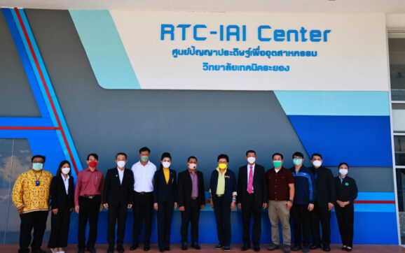 รมช.ศธ.ตรวจเยี่ยมห้องเรียนและระบบการศึกษาวิทยาลัยเทคนิคระยอง