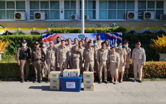 เทศบาลต.ทับมา ตรวจหาสารเสพติดพนักงานสถานประกอบการในพื้นที่