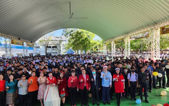 เทคนิคระยอง จัดงานวันคริสต์มาส มุ่งให้ นศ.แลกเปลี่ยนเรียนรู้ วัฒนธรรมต่างชาติและเป็นการส่งเสริมทักษะวิชาภาษาอังกฤษ
