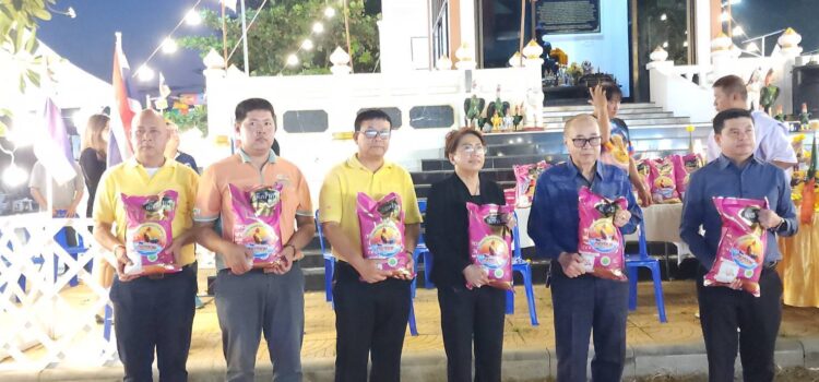 ผู้ประกอบการร้านอาหาร จับมือวิสาหกิจชุมชนใน อ.บ้านฉาง จัดงานสตรีทฟู้ด@หาดพยูน กระตุ้นท่องเที่ยว