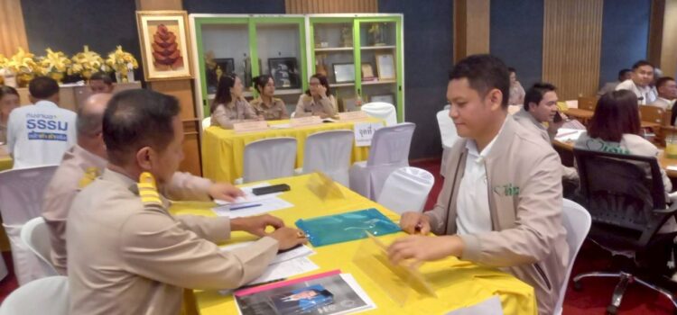 รับสมัครนายกเทศมนตรีตำบลเนินพระ จ.ระยอง วันแรกคึกคัก