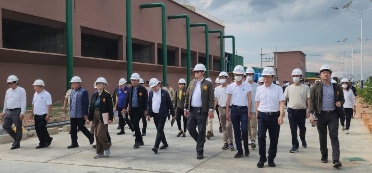 รังสิมันต์ โรม ประธานคณะกรรมาธิการความมั่นคงแห่งรัฐฯ ลงพื้นที่ติดตามปัญหา บ.ซินเคอหยวน