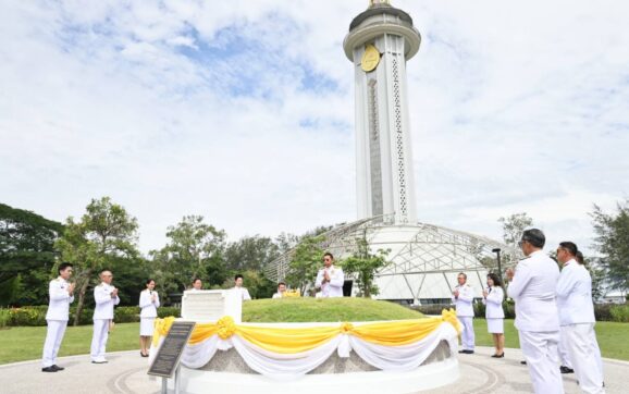 ผู้ว่าฯระยองปลูก พระศรีมหาโพธิทศมราชบพิตร พระราชทาน และชมวิดิทัศน์”ธรรมนาวาวัง”ธรรมะพระราชทาน