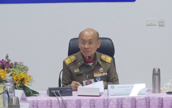 องคมนตรี เดินทางตรวจเยี่ยมการดำเนินงานของ  รพ.เขาชะเมาเฉลิมพระเกียรติ 80 พรรษา จ.ระยอง