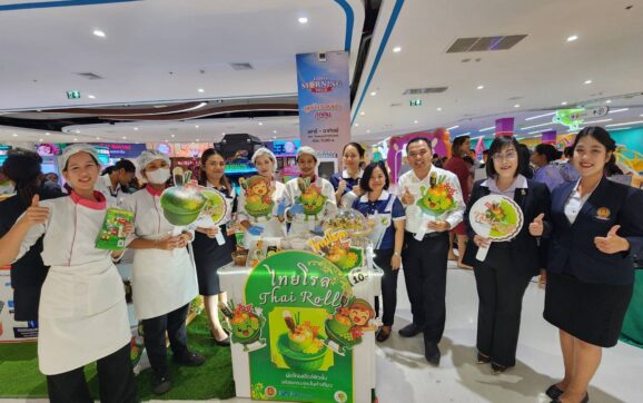 เทคนิคระยอง ส่งผลงาน”ไทยโรล” ผัดไทยสไตล์ฟิวชั่น เข้าประกวดในเวทีการจัดการประเมินผลการดำเนินงานศูนย์บ่มเพาะผู้ประกอบการอาชีวศึกษา ประจำปี 2568