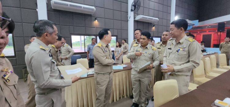 ผู้ว่าฯ ระยอง สั่งชลประทาน-ปภ.ระยอง และหน่วยงานที่เกี่ยวข้อง ติดตามสถานการณ์น้ำอย่างใกล้ชิด เร่งสูบระบายลงทะเล