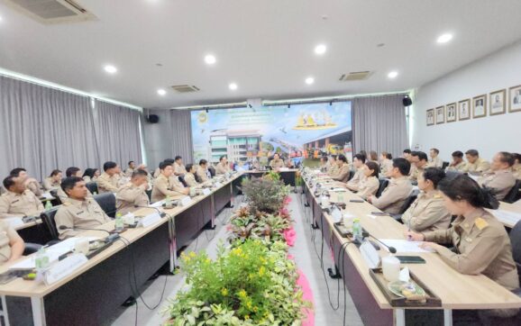 ผู้ว่าฯระยอง ตรวจเยี่ยมมอบนโยบายการบริหารราชการ แก่ผู้บริหาร อบจ.ระยอง-เทศบาลนครระยอง