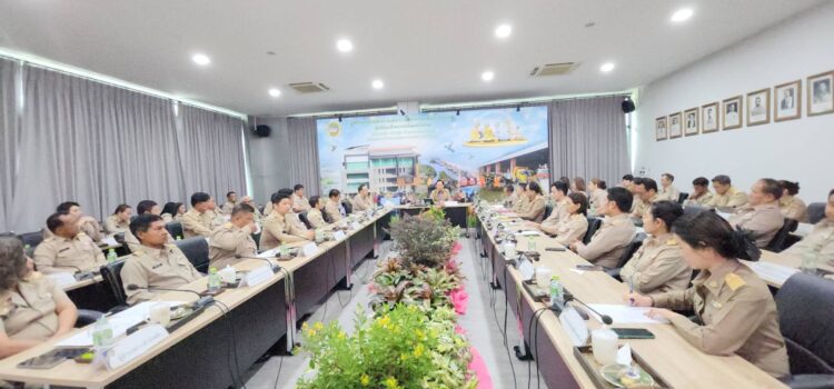 ผู้ว่าฯระยอง ตรวจเยี่ยมมอบนโยบายการบริหารราชการ แก่ผู้บริหาร อบจ.ระยอง-เทศบาลนครระยอง